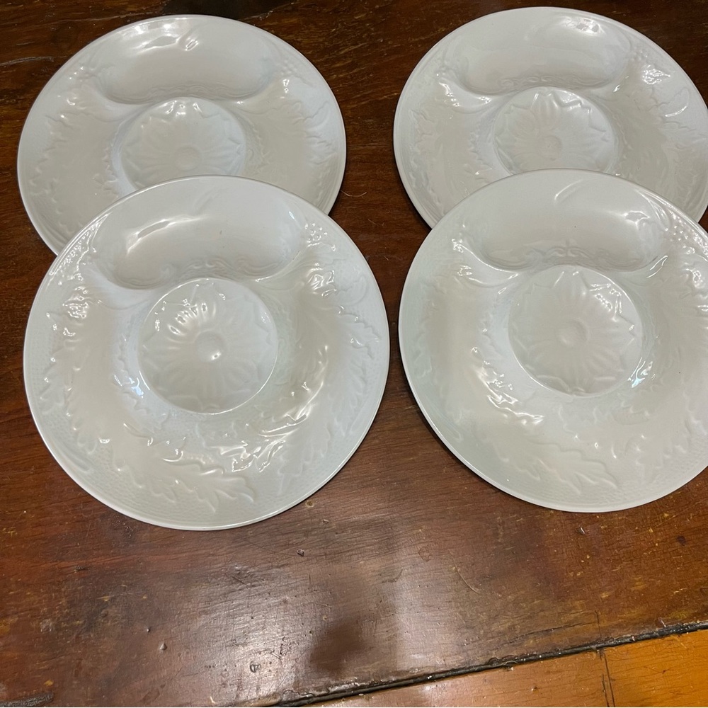 Vintage Set 4 SECLA Portugal Artichoke Embossed  Glazed  Divided Plates 9.5”